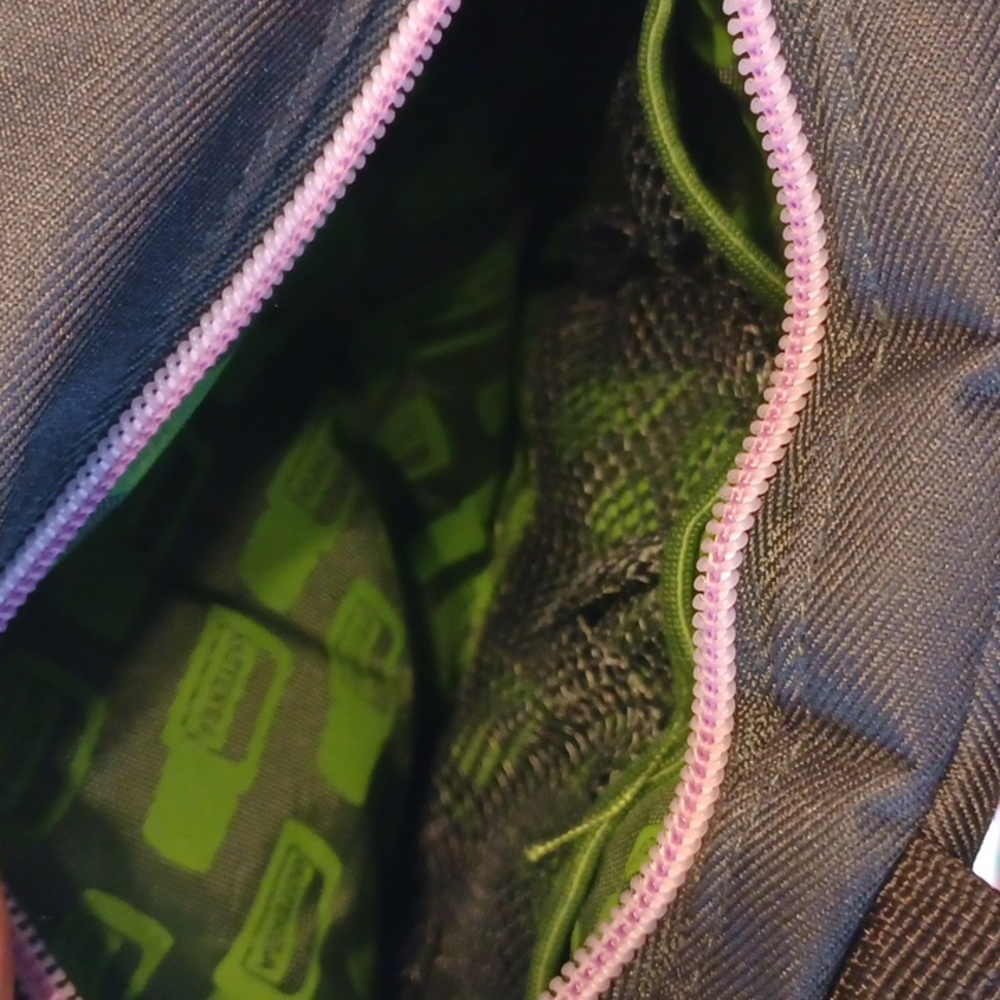 doTERRA Backpack Gray Green Pink Lots of Pockets - Picture 5 of 12